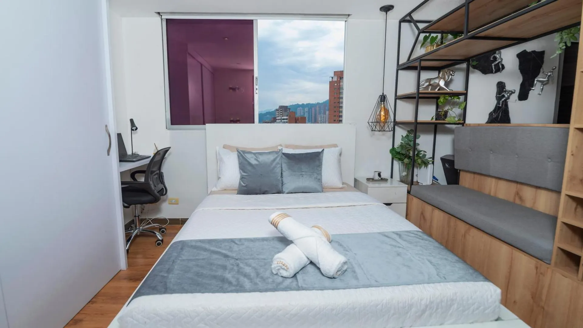 A Great Luxury Apartment In El Poblado Medellín